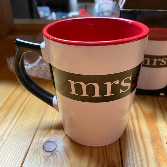 Coffee Mug - Mrs - New - Picture 3 of 6